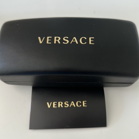 Brand new Versace, women’s shield sunglasses - Picture 2 of 6